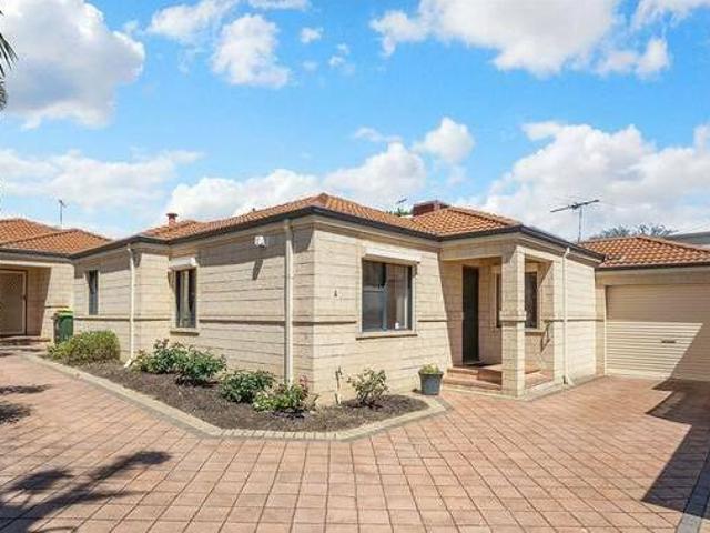 House for rent in Cockburn, Western Australia