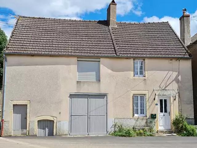 Maison vente à Clamecy, Amazy