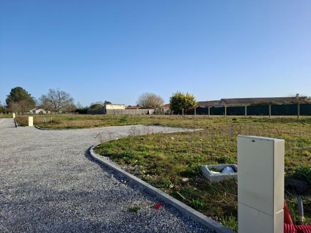 Terrain vente à Bordeaux, Ambarès-et-lagrave