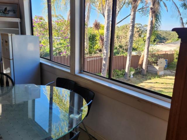 Room for rent in Ambarvale, Sydney