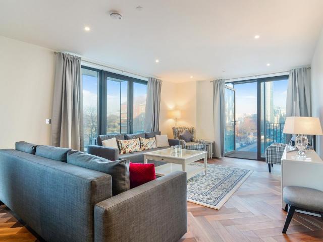 Apartment for rent in Nine Elms, Greater London