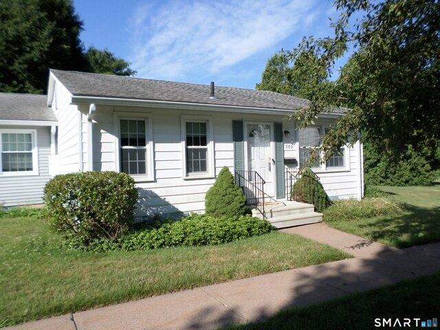 Condo for sale in Manchester, Connecticut