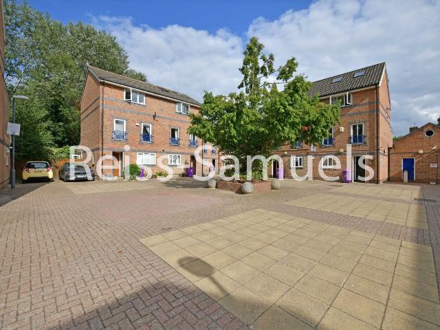 House for rent in Isle Of Dogs, Greater London