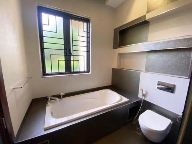 House for sale in Kiambu, Runda