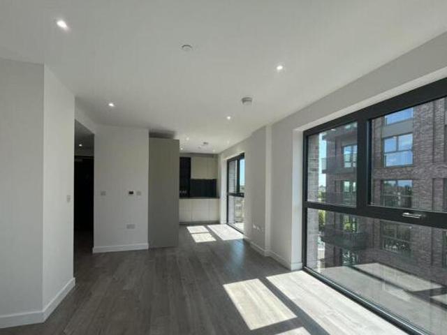 House for rent in Lyons, Greater London