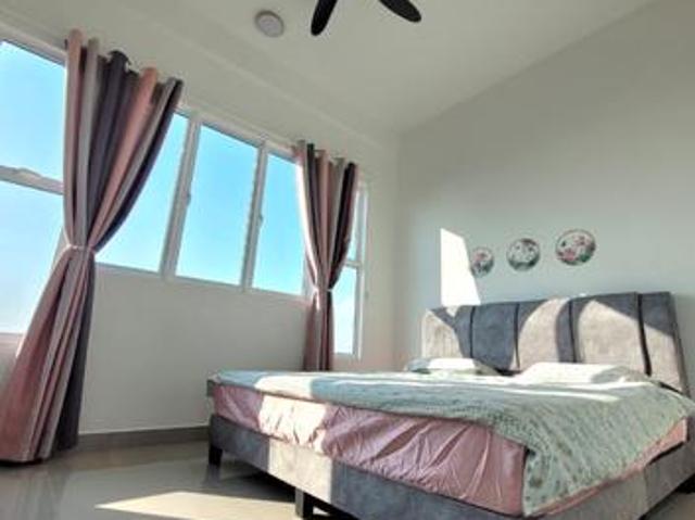 Condominium for sale in Malaka