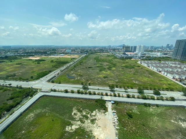 Condominium for sale in Malaka