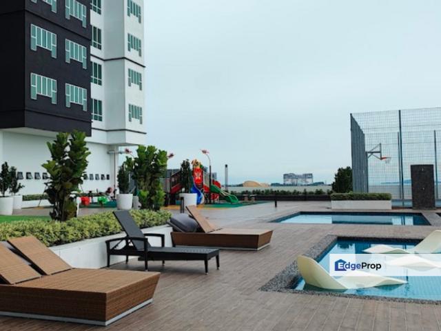 Condominium for sale in Malaka