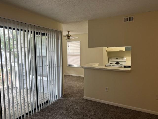 Apartment for rent in Mecklenburg, North Carolina