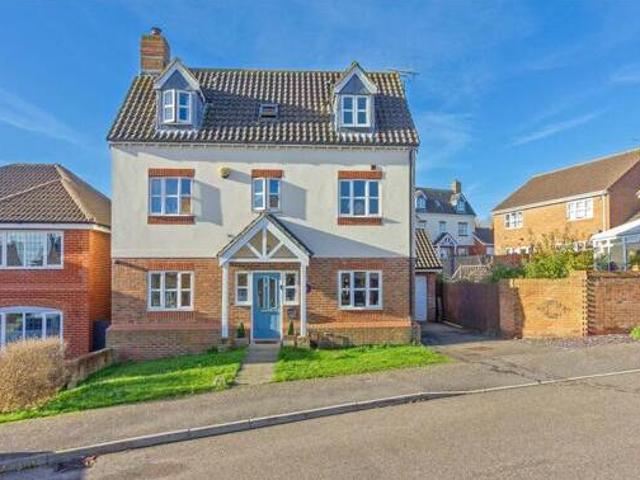 House for sale in Oad Street, Kent