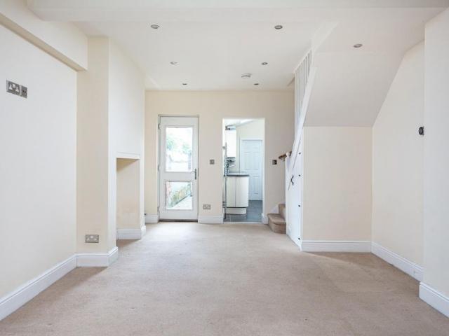 Room for rent in The Groves, High Field