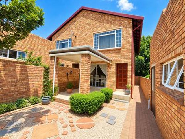 Townhouse for sale in Centurion, City of Tshwane Metropolitan Municipality