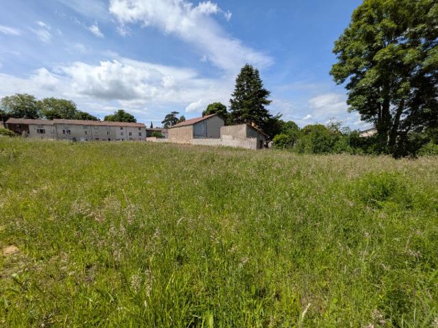 Terrain vente à Bourg-en-Bresse, Ambérieux-en-dombes