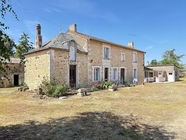 Maison vente à Poitiers, Amberre