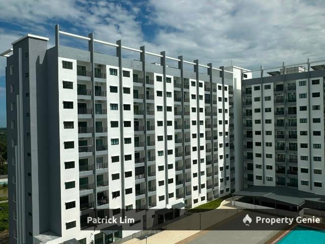 Condominium for rent in Malaka