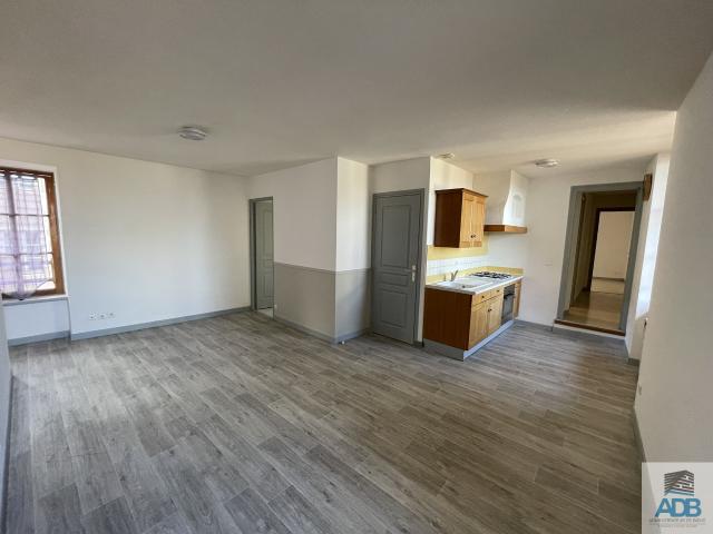 Appartement location à Les Courtauds, Ambierle
