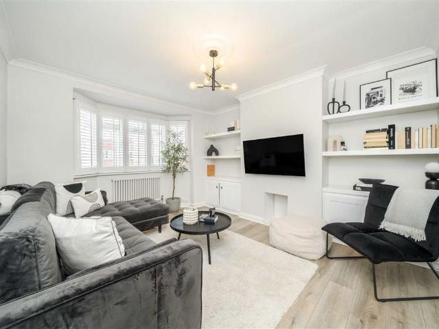 Apartment for rent in London Borough of Lewisham, Greater London
