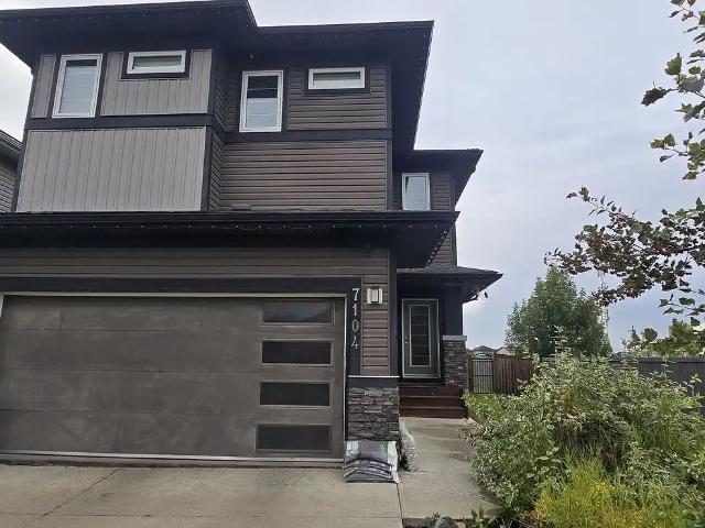 House for rent in Wedgewood, Alberta