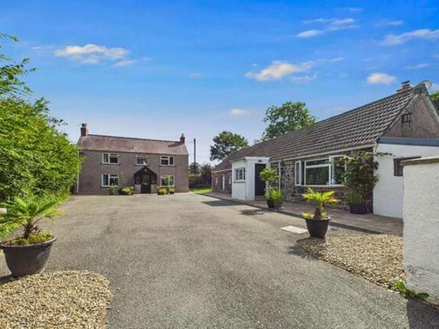 House for sale in Haverfordwest, Wales
