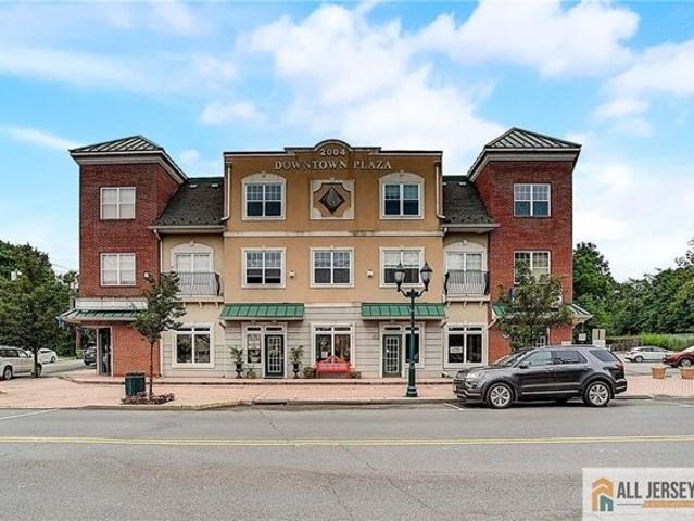 Condo for sale in Edison, New Jersey