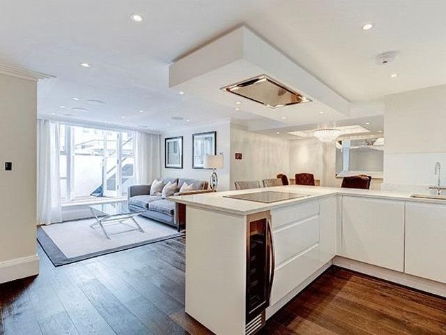 Apartment for rent in Victoria, Greater London