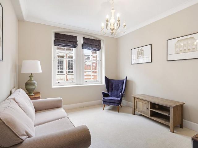 Apartment for rent in Victoria, Greater London