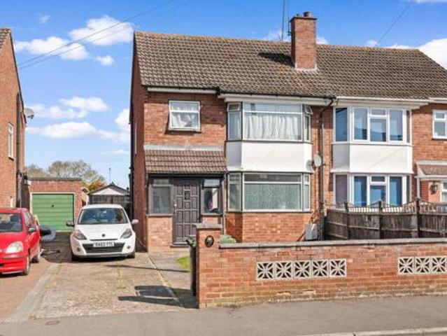 House for sale in Dines Green, Worcester