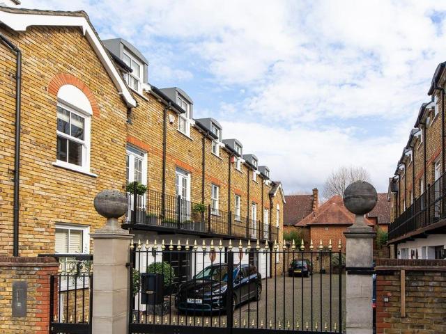 House for rent in Battersea, Greater London