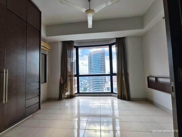 Serviced Residence for sale in Petaling Jaya, Petaling