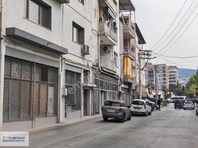 Bornova, İzmir içerisinde kiralık Dükkan