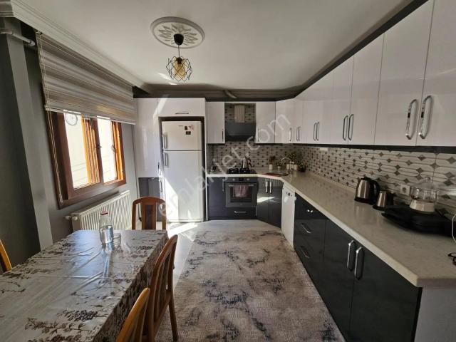 Bornova, İzmir içerisinde satılık Bina