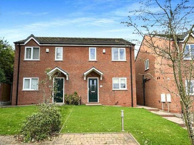 House for sale in Broomhill, Chadsmoor