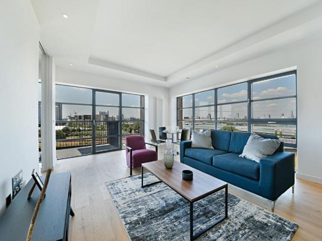 House for rent in London City Island, Blackwall