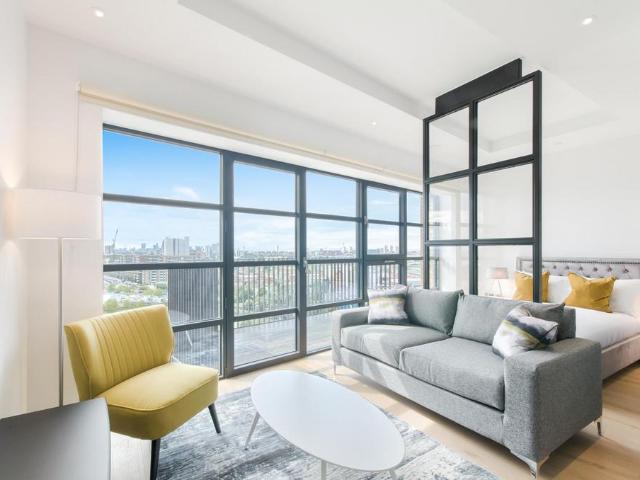 Apartment for rent in London City Island, Blackwall