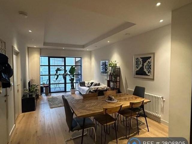 Apartment for rent in London City Island, Blackwall