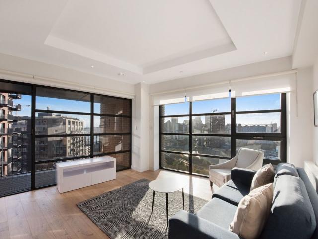 House for rent in London City Island, Blackwall