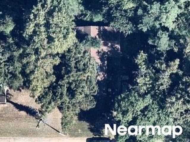 House for sale in Alton, Illinois