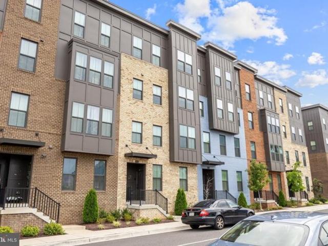 Condo for sale in Laurel Condo for sale in Laurel