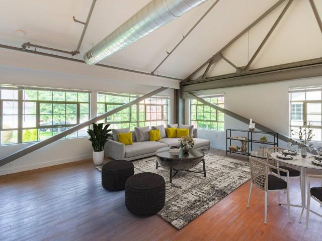 Apartment for rent in Bristol, Massachusetts