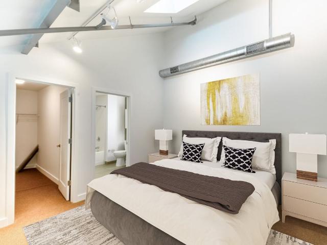 Apartment for rent in Bristol, Massachusetts