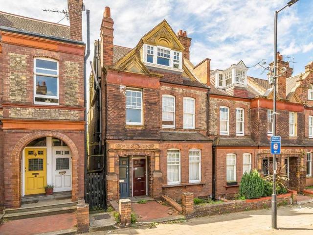 Apartment for rent in Streatham Hill, Greater London