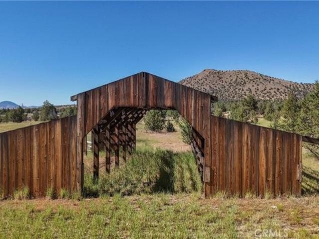 Land for sale in Montague, California