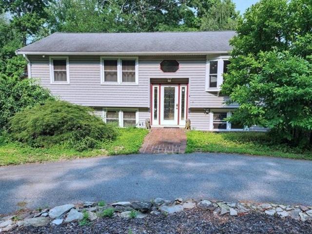 House for sale in Billerica, Massachusetts