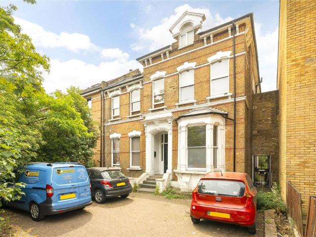 House for rent in Stamford Hill, Greater London