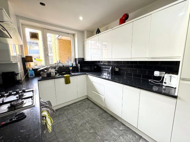 Apartment for rent in Stepney, Greater London