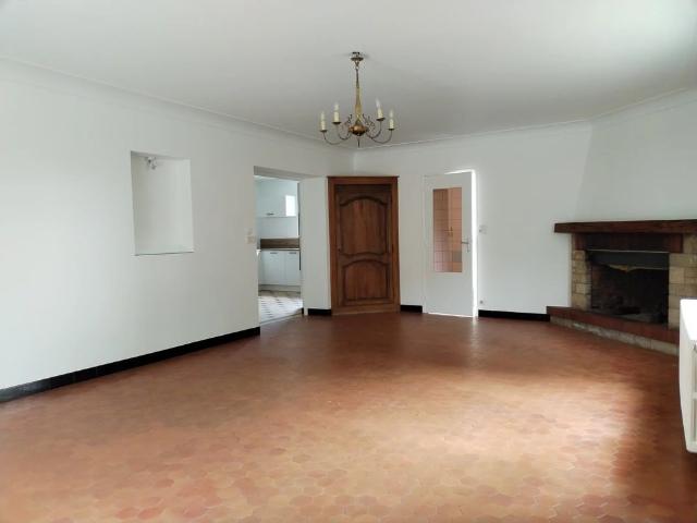 Maison location à Le Bourg, Amilly