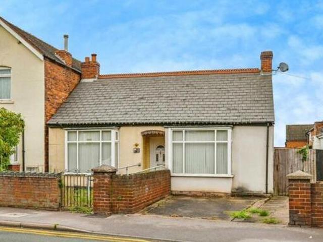 House for sale in Leyfields, Kettlebrook