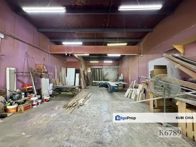 Warehouse for sale in Seksyen 36, Shah Alam