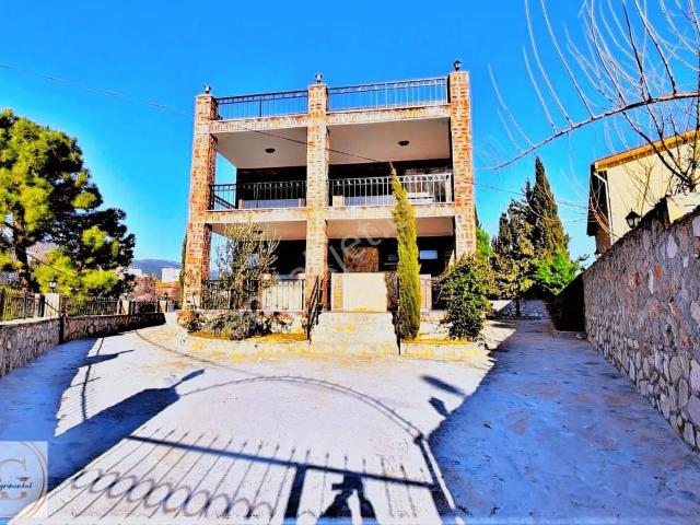 Edremit, Balikesir içerisinde satılık Villa