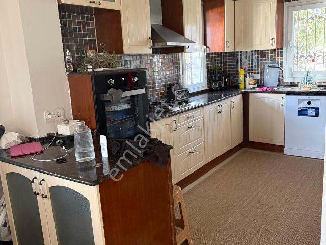 Güzelbahçe, İzmir içerisinde kiralık Villa
